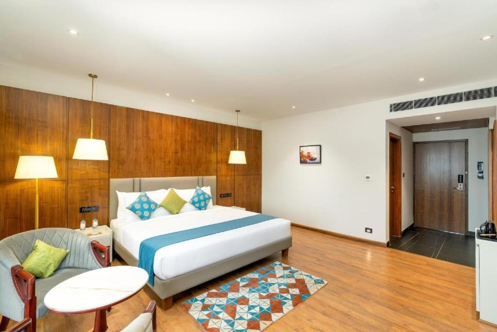 Hotel Tu Casa International Near Delhi Airport New Delhi Bagian luar foto
