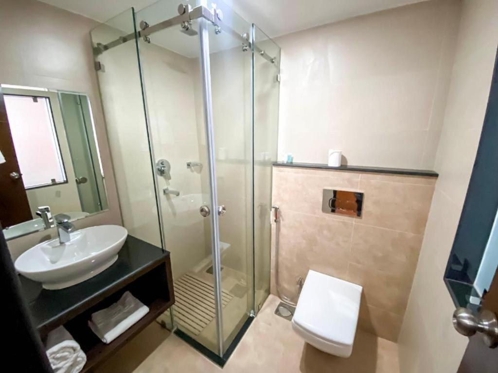 Hotel Tu Casa International Near Delhi Airport New Delhi Bagian luar foto